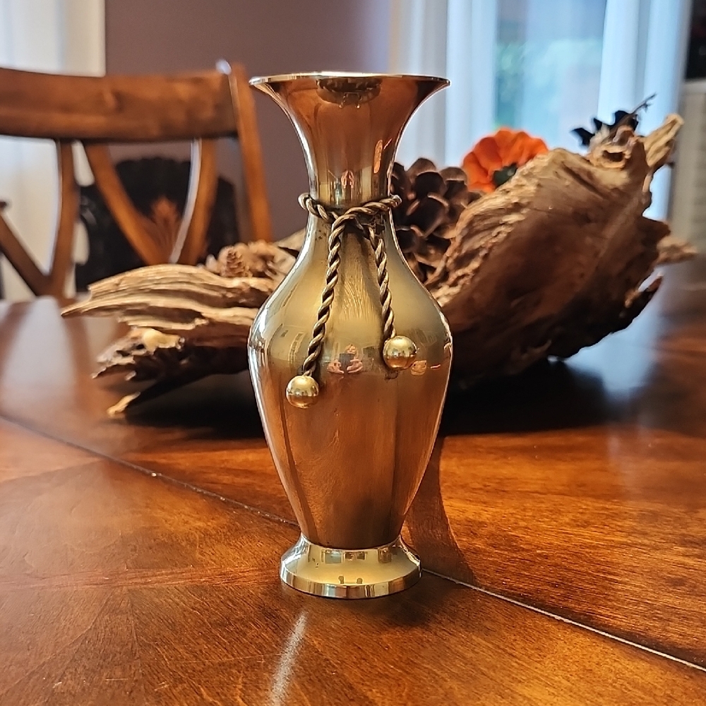 Elegant Vintage Brass Vase with Rope Accent